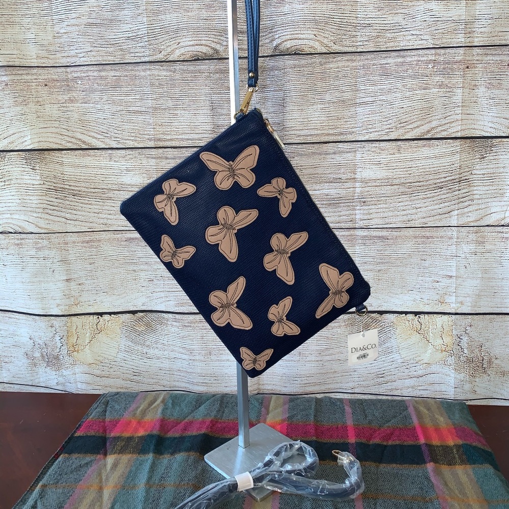 NWT URBAN EXPRESSIONS Emilia Butterfly Wristlet